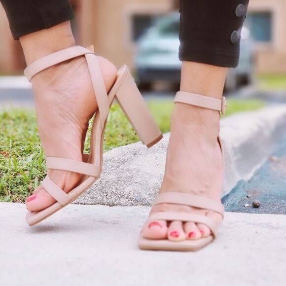 Womens Triple Straps Chunky Heels‎ Sandals Nude Color - Picture 7 of 7